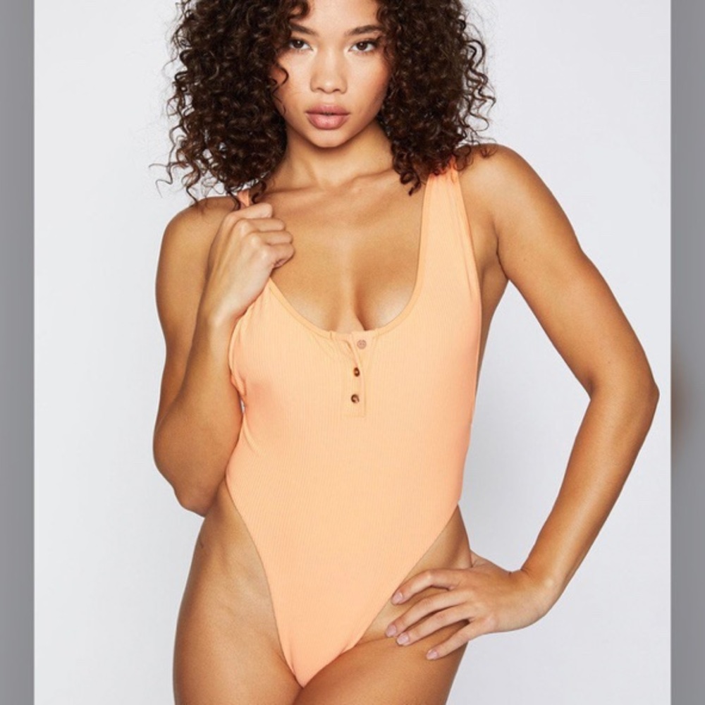 🧡 Frankies Bikinis Adele Ribbed One Piece
